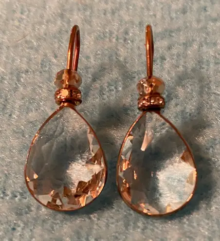 CRYSTAL faceted clear teardrop rose gold dangle drop pierced wire earrings White