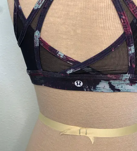 Lululemon Get Down Sports Bra Sz 6