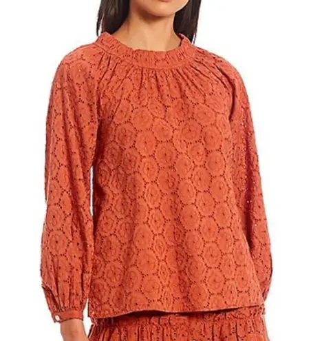 Roller Rabbit  glyn embroidered eyelet top Tera sz S - Image 1