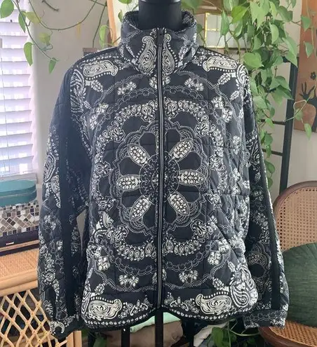 Free People Movement  Pippa Printed Packable Puffer Black & White Bandana Print