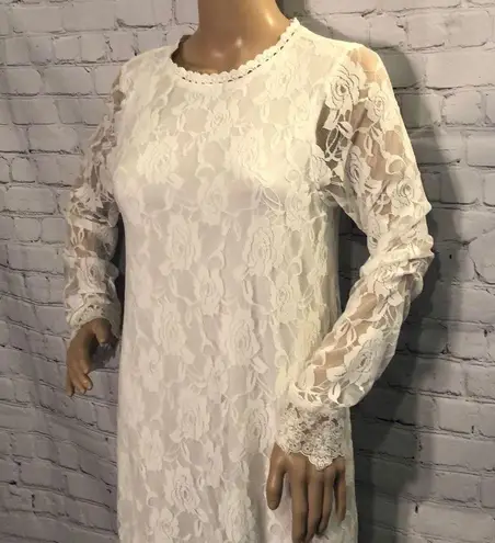 Dee Elly White Lace Overlay Long Sleeve Dr…