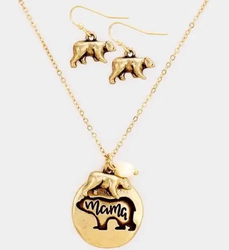 New Womens Mama Bear Hammered Burnished Gold Pendant Necklace & Earrings Set