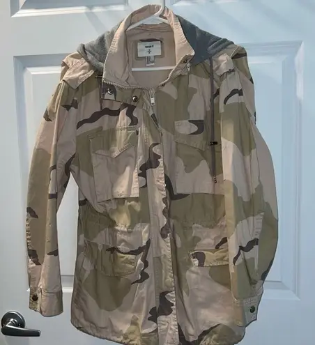 Forever 21 camouflage jacket with hood small