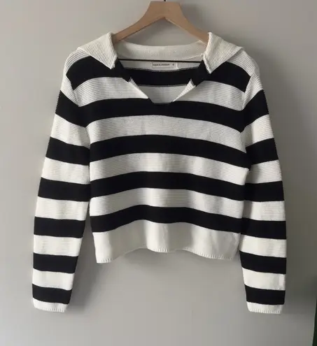 Moon & Madison 100% Cotton Black and White Striped Knit Sweater Top Long Sleeve
