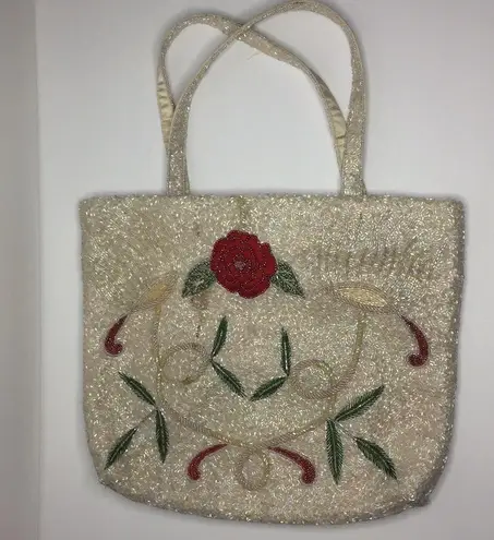 Beautiful Vintage beaded handbag purse red flower