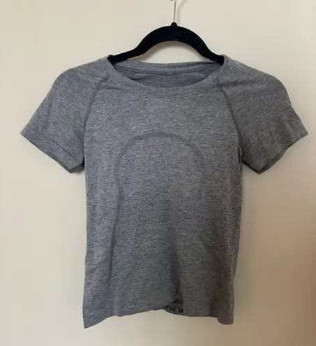 Lululemon Swiftly Tech Short Sleeve Shirt 2.0 Race Length