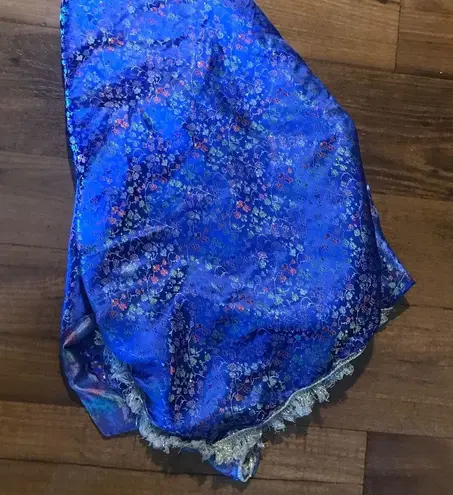 6x5 ft Silk embossed periwinkle Persian body wrap