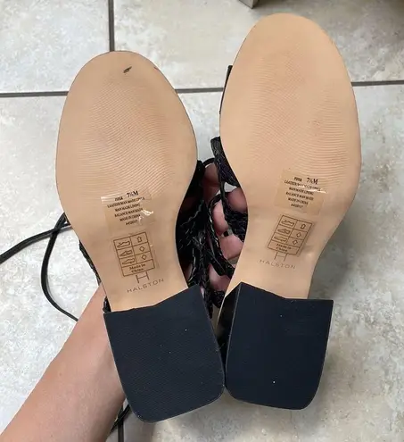 H by Halston 7.5 Halston Piper Strappy Block Chunky Sandal Heels Black Leather Braided