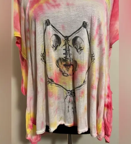 Handmade Style Stalker Pink and Yellow Grunge Skull Tee size 6