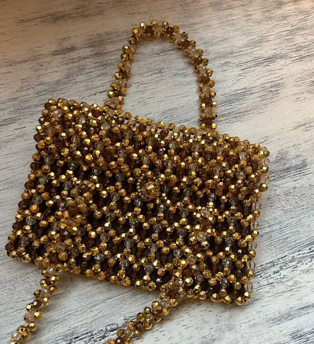 SAMANTHA HESKIA ✨Chic Gold Clutch for Elegant Evenings