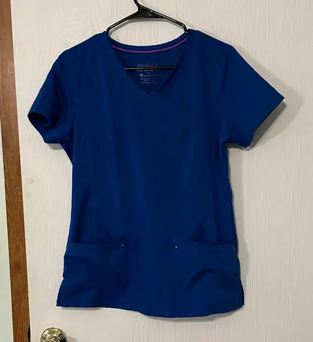 Healing Hands Purple Label Yoga Women's Royal Blue Short Sleeve Top Size Small