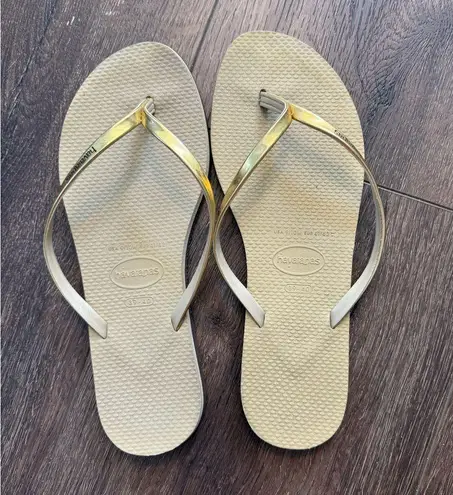 Havaianas Size 9/10 Gold  Flip Flops - Image 1