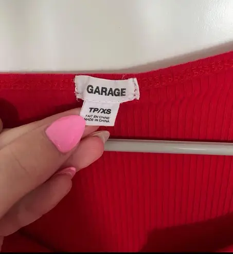 Garage Cropped Tee