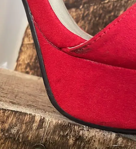 Dream Paris Dream Pairs heels woman’s red chunky fashion ankle strap platform shoe New Sz 7