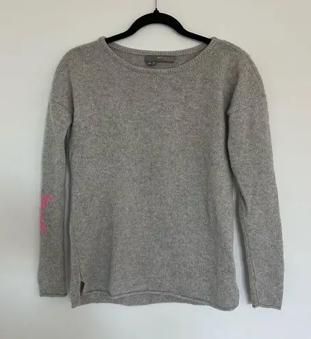 360 Cashmere Grey Sweater with Pink Stars