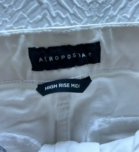 Aeropostale white Jean Shorts 