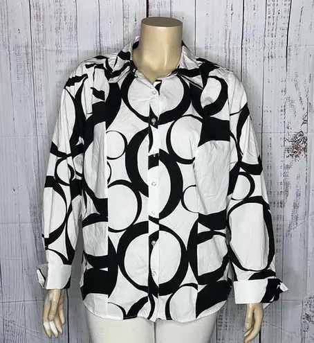 Ashley Stewart NWT Size 18 White & Black Geometric Print Button Down Shirt Top