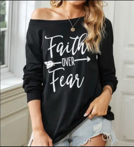 Faith Over Fear Black Pullover Size Small