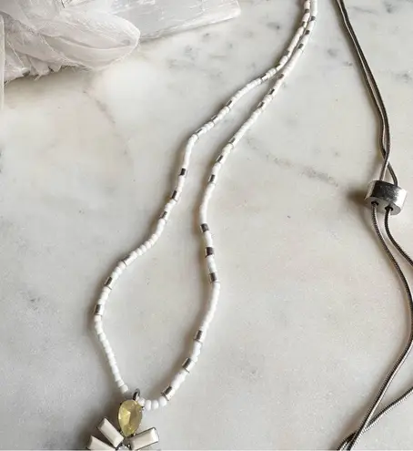 Kent and King Adjustable White and Silver Beaded and Jeweled Necklace