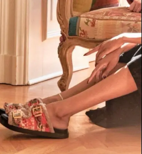 Aerosoles AWARE X Laura Ashley Olivia Faux Fur Slide Sandal Wave