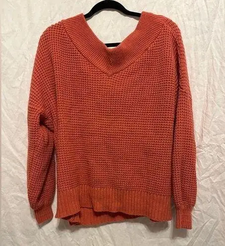 Zenana  v-cut coral sweater. Size XL.