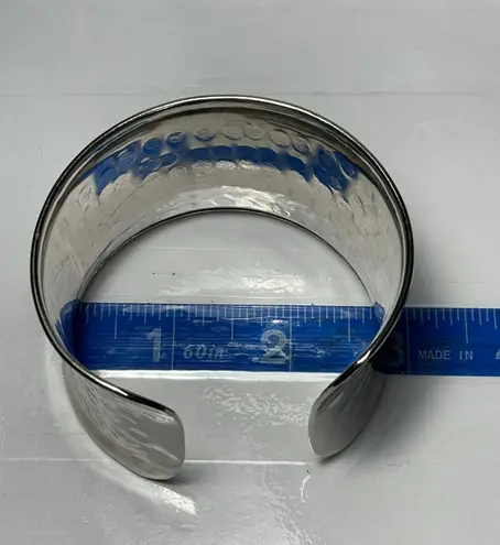 Silver Tone Hammered Design Cuff Bangle Bracelet 7”