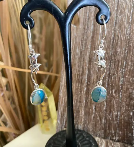 Sterling Silver Quantum Quattro Solid Dolphin Earrings