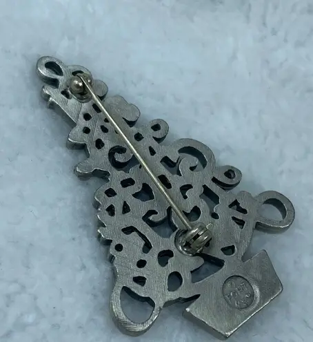 FORT USA Merry Christmas Tree Holiday Jewelry Pin Brooch Silver Color Unisex