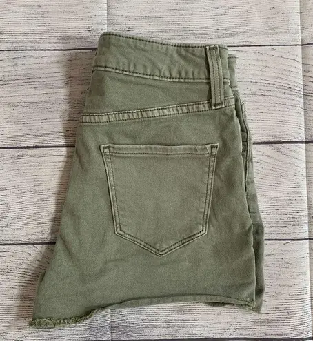 Arizona Jeans AZ Jean Company Denim Shorts Khaki Green Raw Frayed Hem Size 5