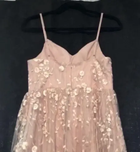 New Spaghetti Strap Embroidery Mesh Overlay Floral Maxi Dress, Sz M Size M