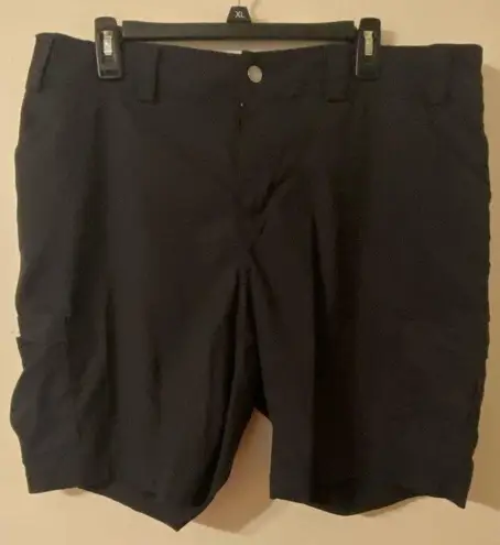 Women's Duluth Trading Company Black Dry on the Fly 10" Shorts Size 18