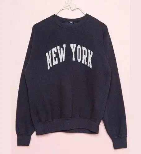 Brandy melville new york sweatshirt sale