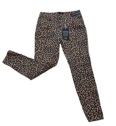 Ymi NWT, High-Rise Cheetah Print Skinny Jean