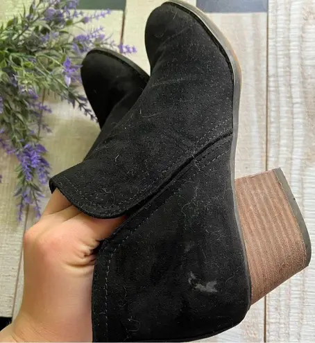 Life Stride | Black Booties