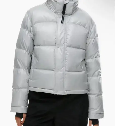 Aritzia Pearl Grey  Shorty Super Puff Jacket  - Image 2