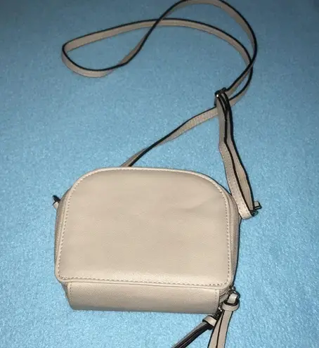 Unbranded Taupe small handbag faux leather very soft NEW size 5” X 6”