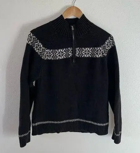 IZOD Black And White Quarter Zip Sweater Christmas/Holiday Sweater Size Medium