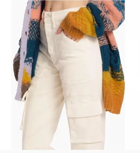 MOTHER Denim MOTHER The Curbside Cargo Flood in Egg Nog Size 29