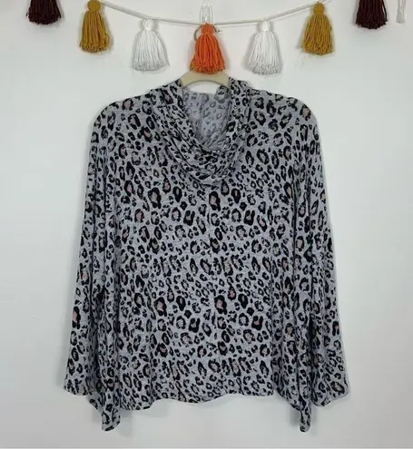 Sundry Draped Gray Leopard Print Hoodie Size Small