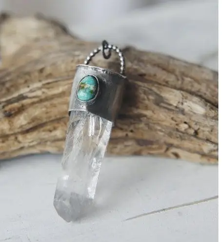 Sterling Silver Quartz crystal turquoise stone pendant with chain