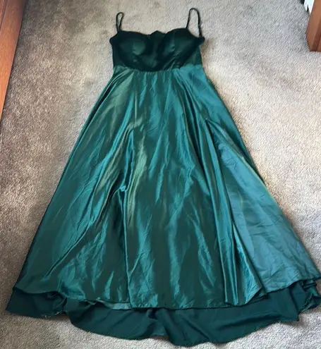 Mirai Collection Emerald Green Satin Dress SIZE 15/16 Formal Gown