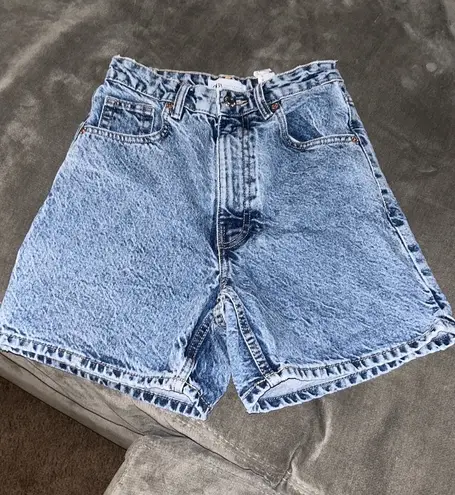 ZARA high rise Mom jean shorts 2