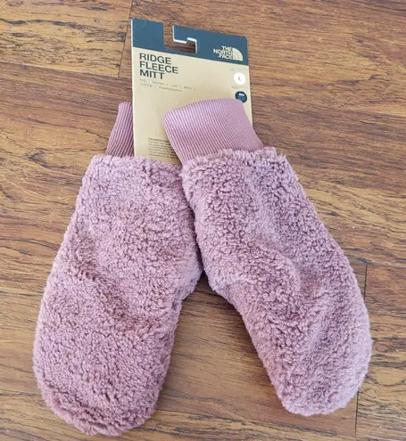 The North Face  Unisex Ridge Fleece Mitts in Wild Ginger Size Large