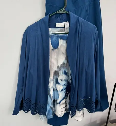 Alfred Dunner Petite Alfred Dunner 3 Piece SET Size 10 Petite Faux Blue Suede Jacket Top Pull On Pants