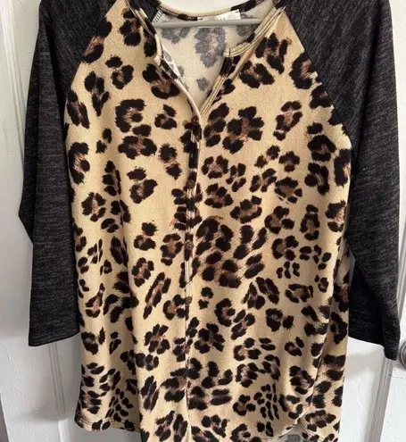Reborn J Animal Print Button Up Shirt Top Raglan Sleeve Leopard Print Blouse Tan Size M