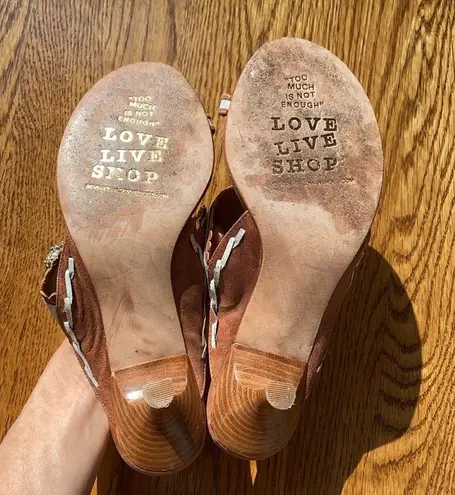 RARE Beverly Feldman Kitten Heel Toe Loop Sandals Size 8.5