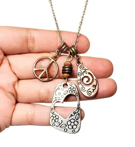 Lia Sophia Day Dreamer Peace & Heart Charms Silver Tone Chain Necklace 18"