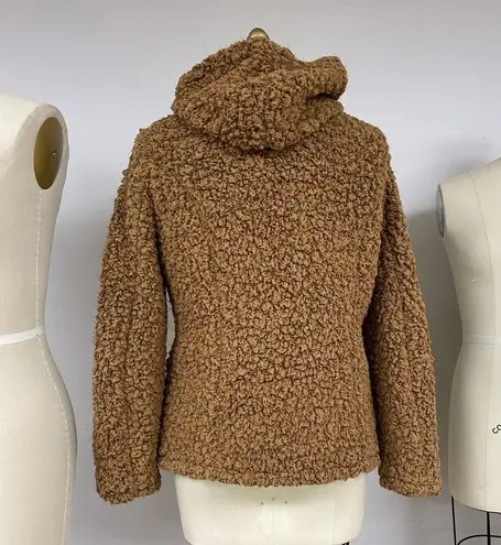 Fuzzy Toggle Coat XL Size M