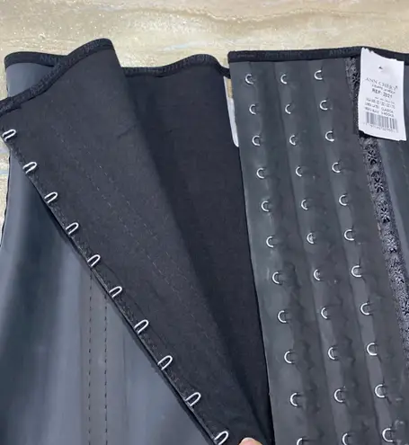 ANN CHERY WAIST TRAINER ABDOMEN CONTROL BLACK SIZE SMALL / NEW WITH TAG