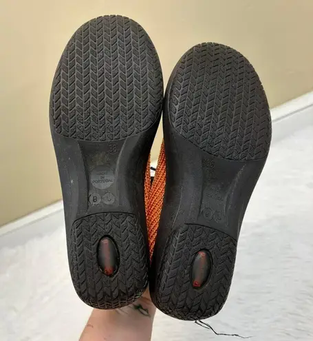 Arcopedico Women's LS Knit Vegan Lace Up Shoe Orange Size EU 38 US 7